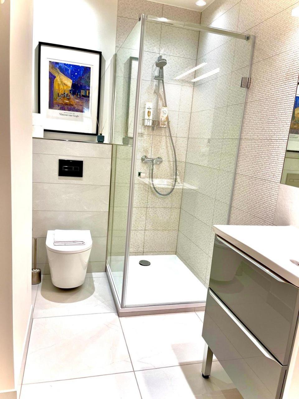 Grand Apartment - Old Town & City Center Danzica Esterno foto